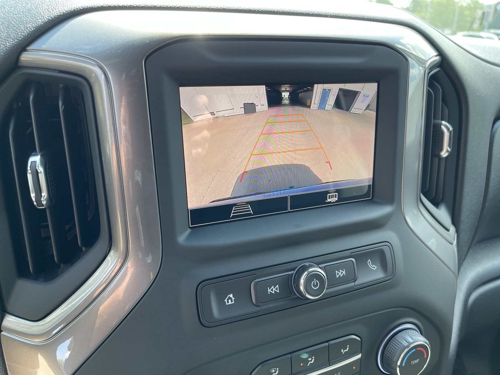 2025 Chevrolet Silverado 1500 Custom photo 13