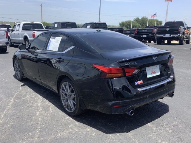2023 Nissan Altima SR photo 5