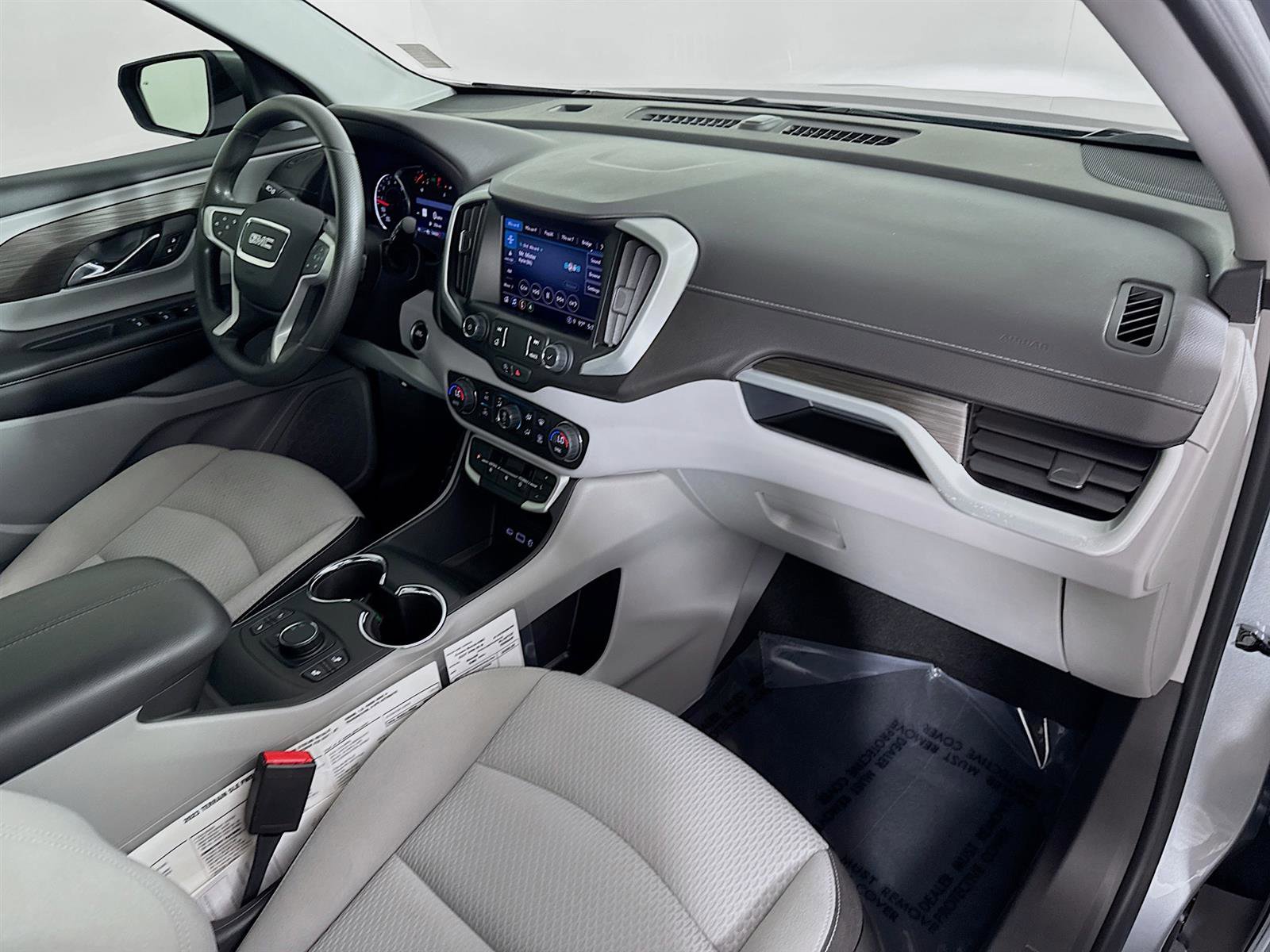 2023 Gmc Terrain SLE photo 27