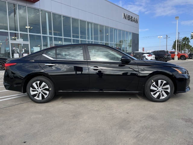 2025 Nissan Altima 2.5 S photo 4