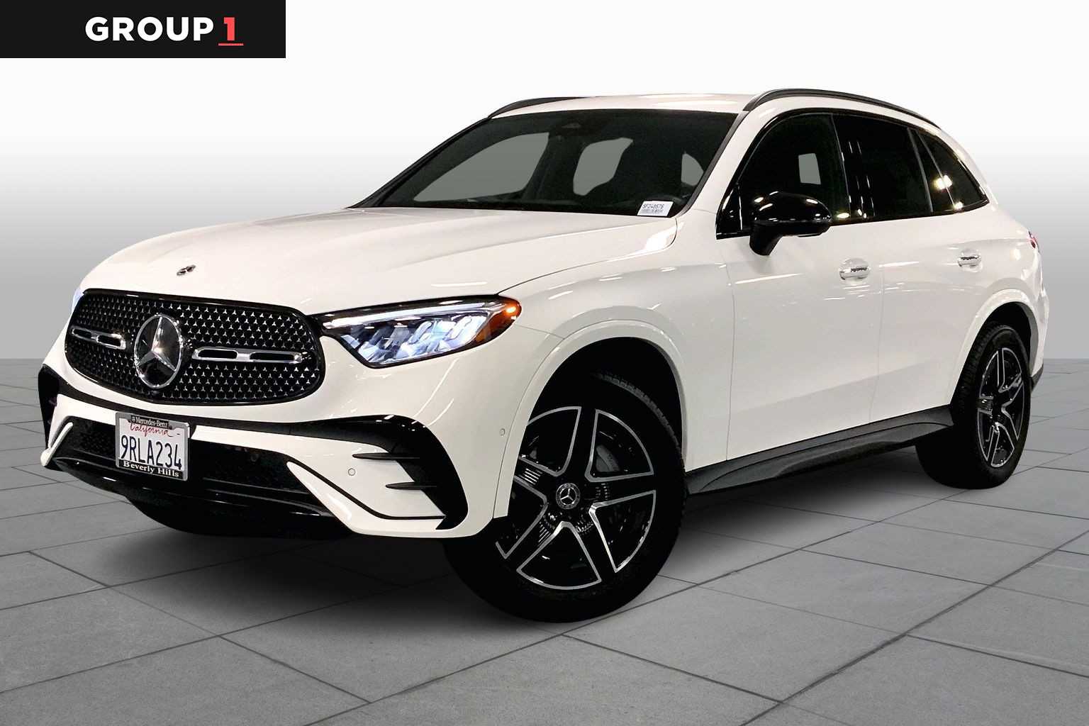 2025 Mercedes-Benz GLC Base's photo