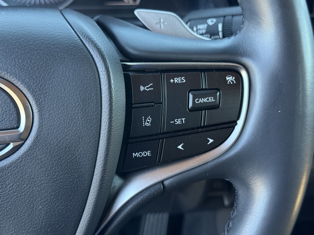 2023 Lexus ES 350 photo 21