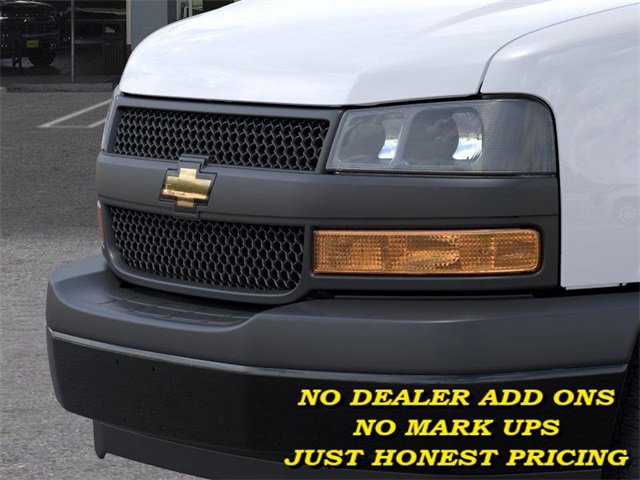 2025 Chevrolet Express Cargo 2500 photo 13