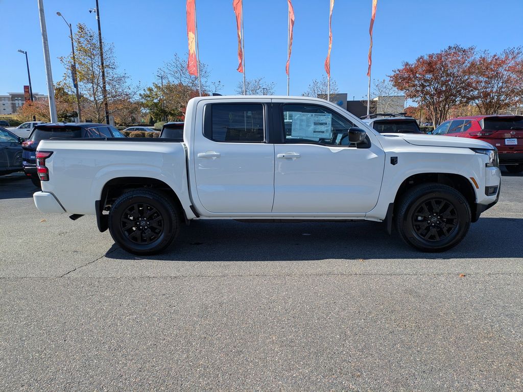 2026 Nissan Frontier SV photo 2