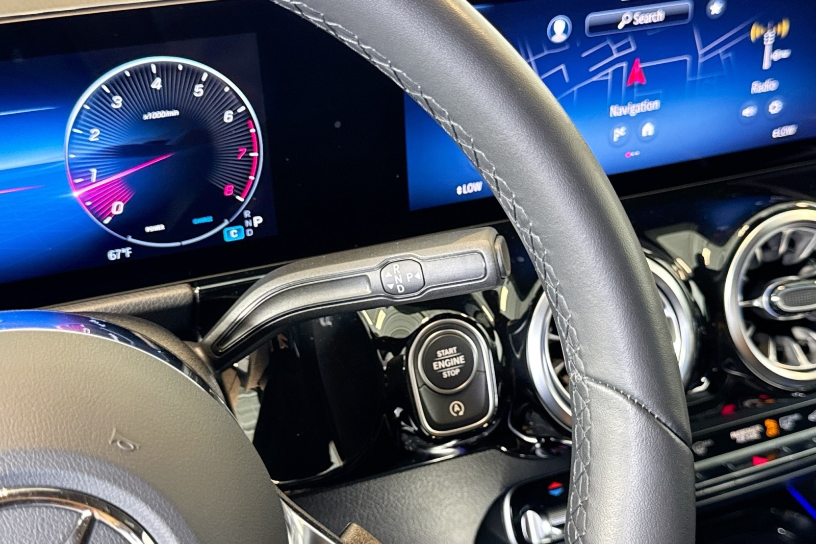 2025 Mercedes Benz GLA 250 photo 15