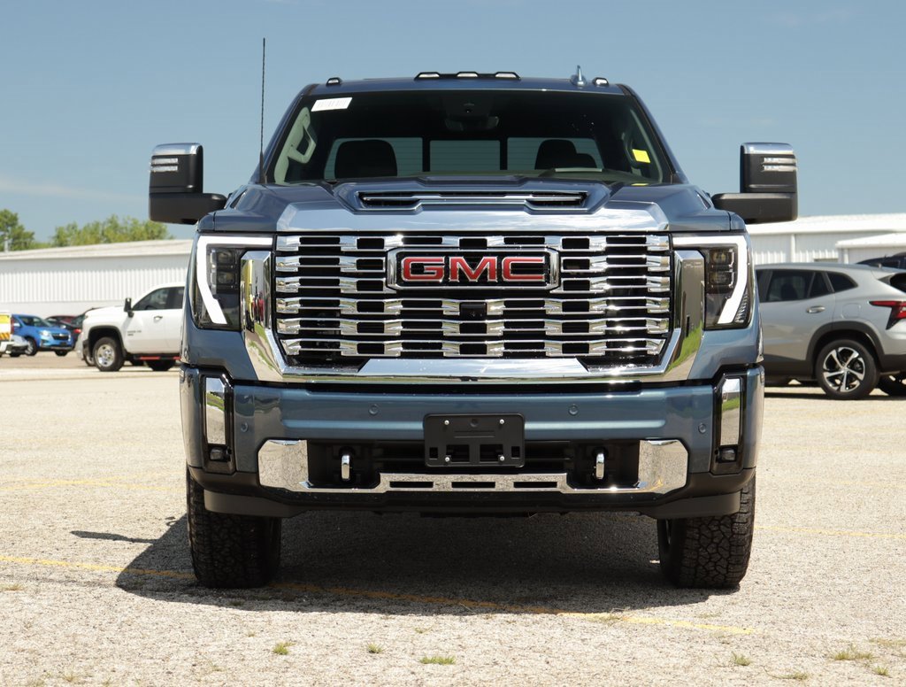 2025 Gmc Sierra 2500 HD Denali photo 2