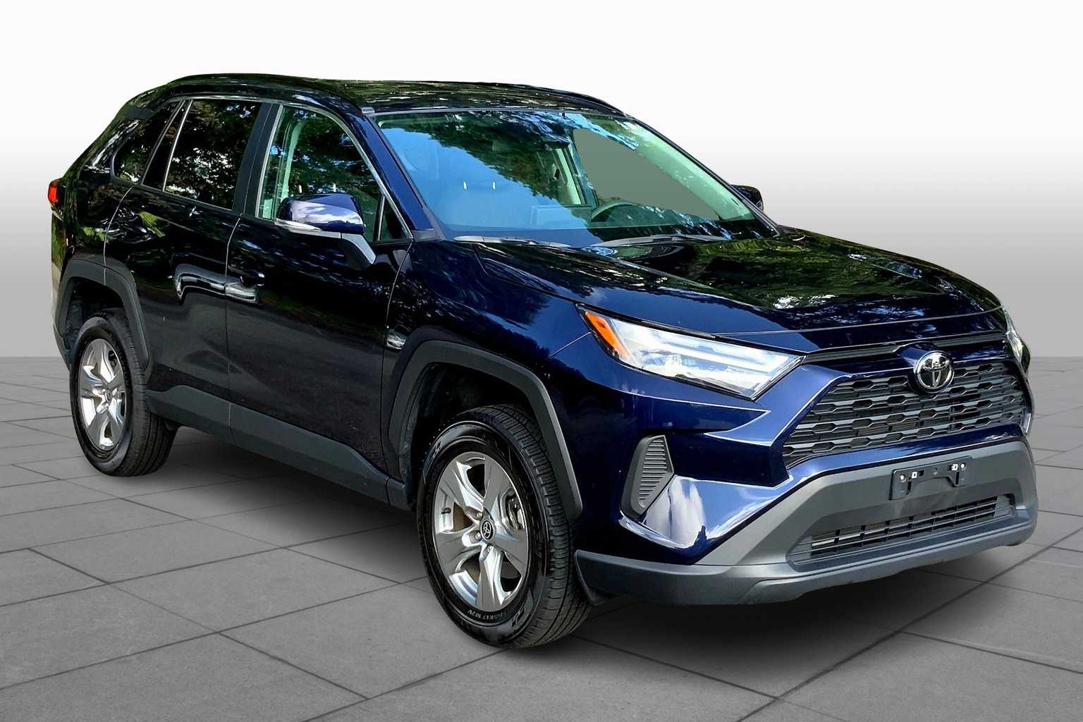 Used 2024 Toyota RAV4 XLE with VIN 2T3W1RFV1RW328230 for sale in Kansas City