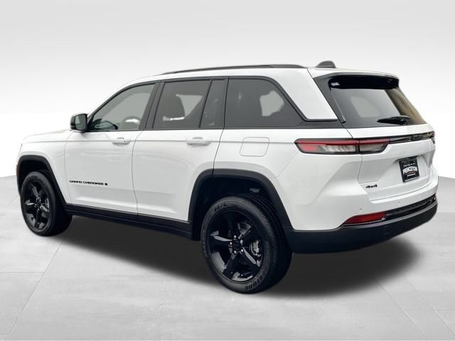 2025 Jeep Grand Cherokee Altitude X photo 4