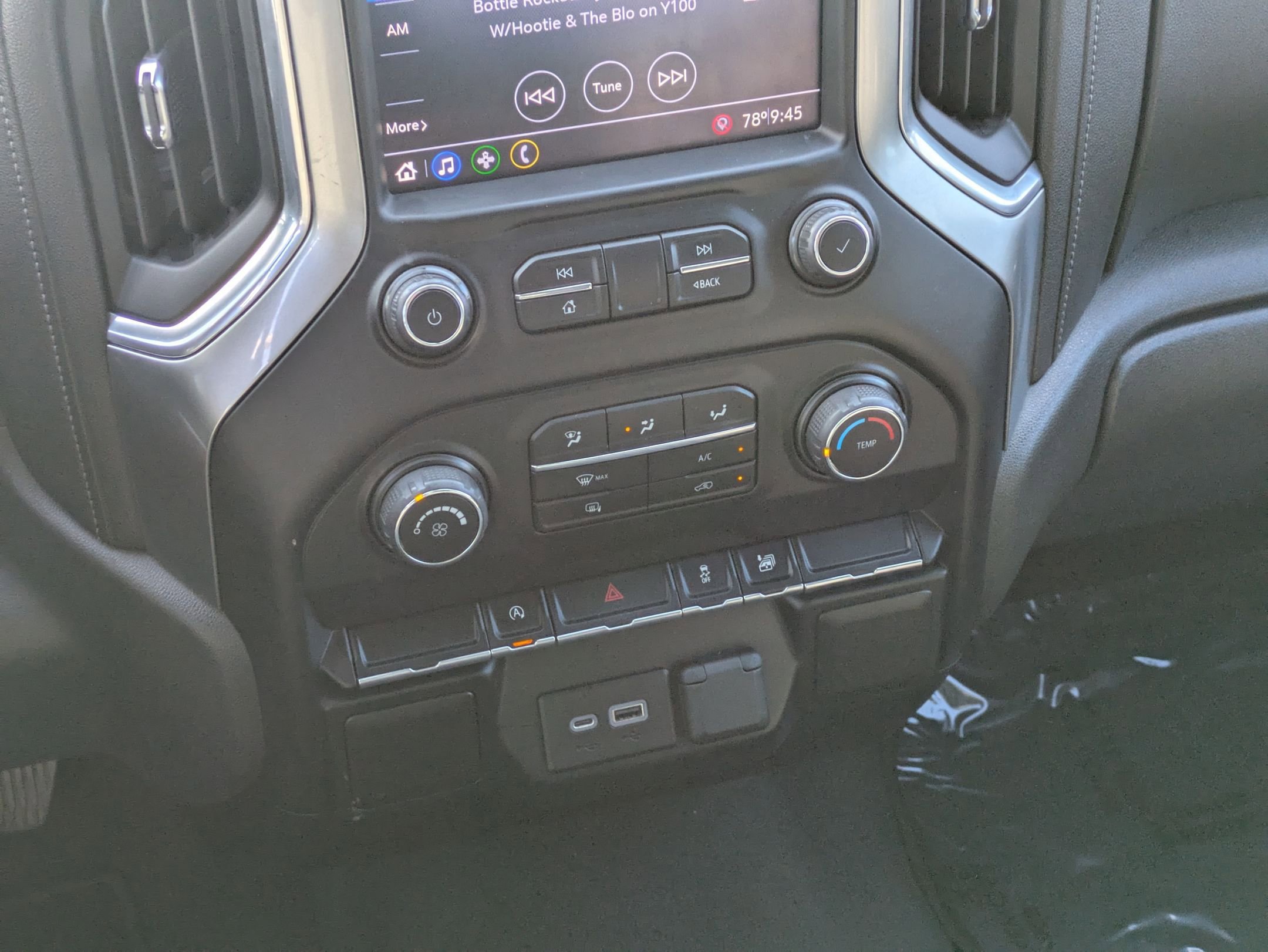 2020 Chevrolet Silverado 1500 LT photo 17