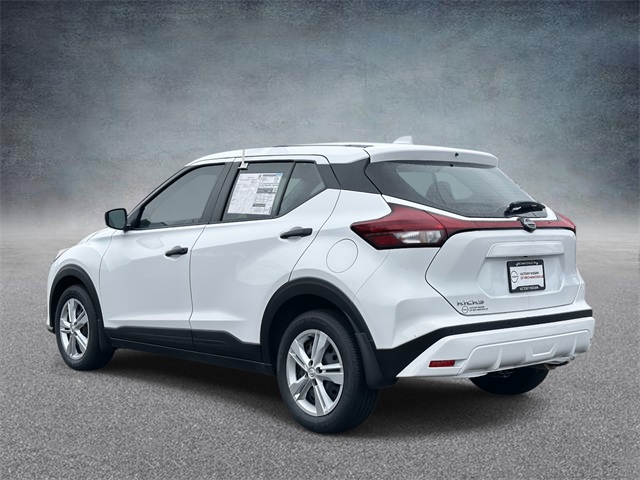 2025 Nissan Kicks Play S photo 4