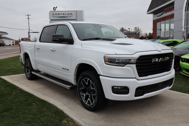 2025 Ram 1500 Laramie Sport photo 3