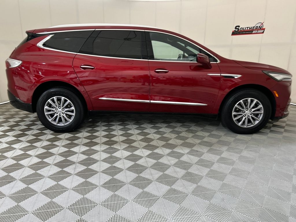 2024 Buick Enclave Premium photo 19