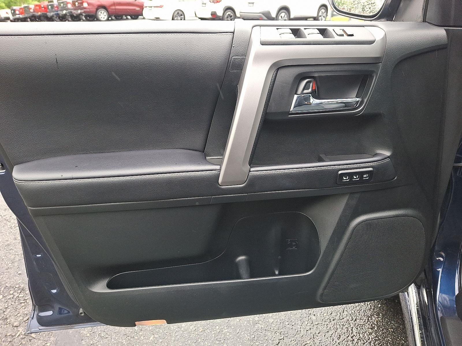 2022 Toyota 4Runner Limited photo 12