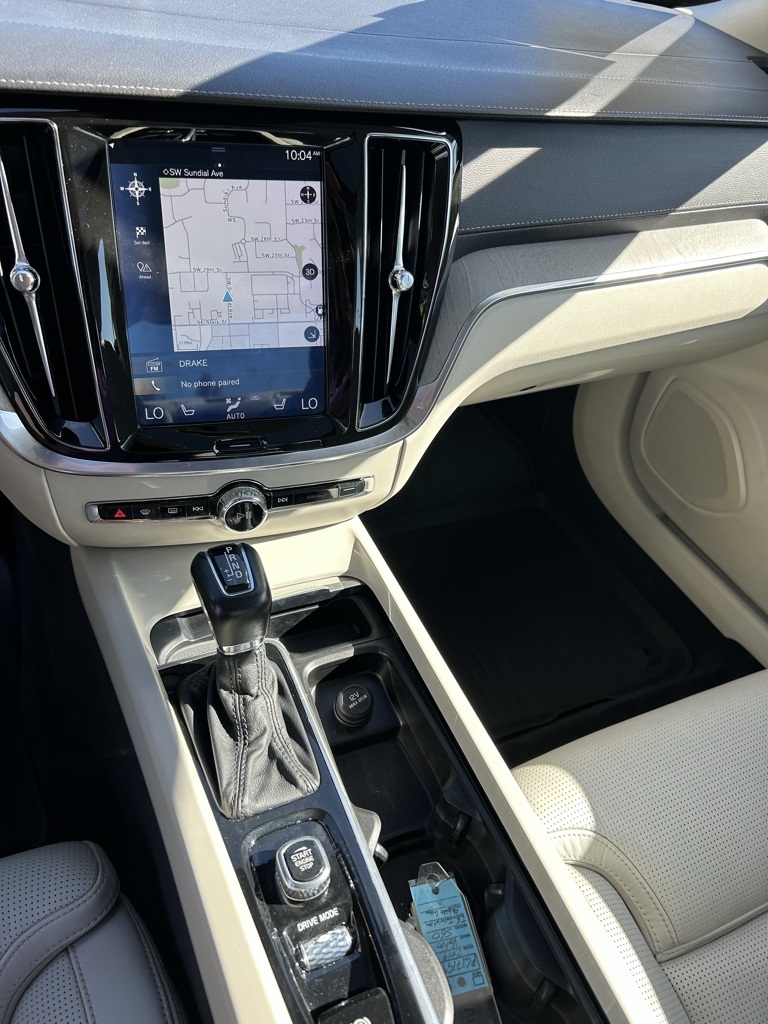 2019 Volvo S60 T6 Inscription AWD photo 17