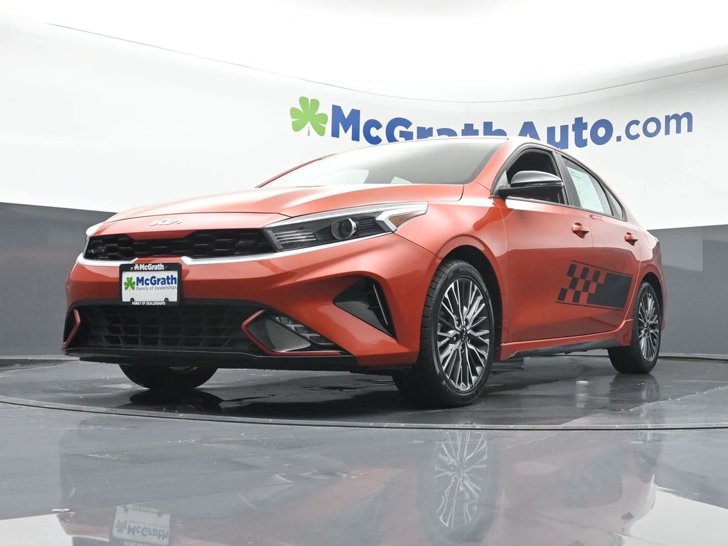 2023 Kia Forte GT-Line photo 4