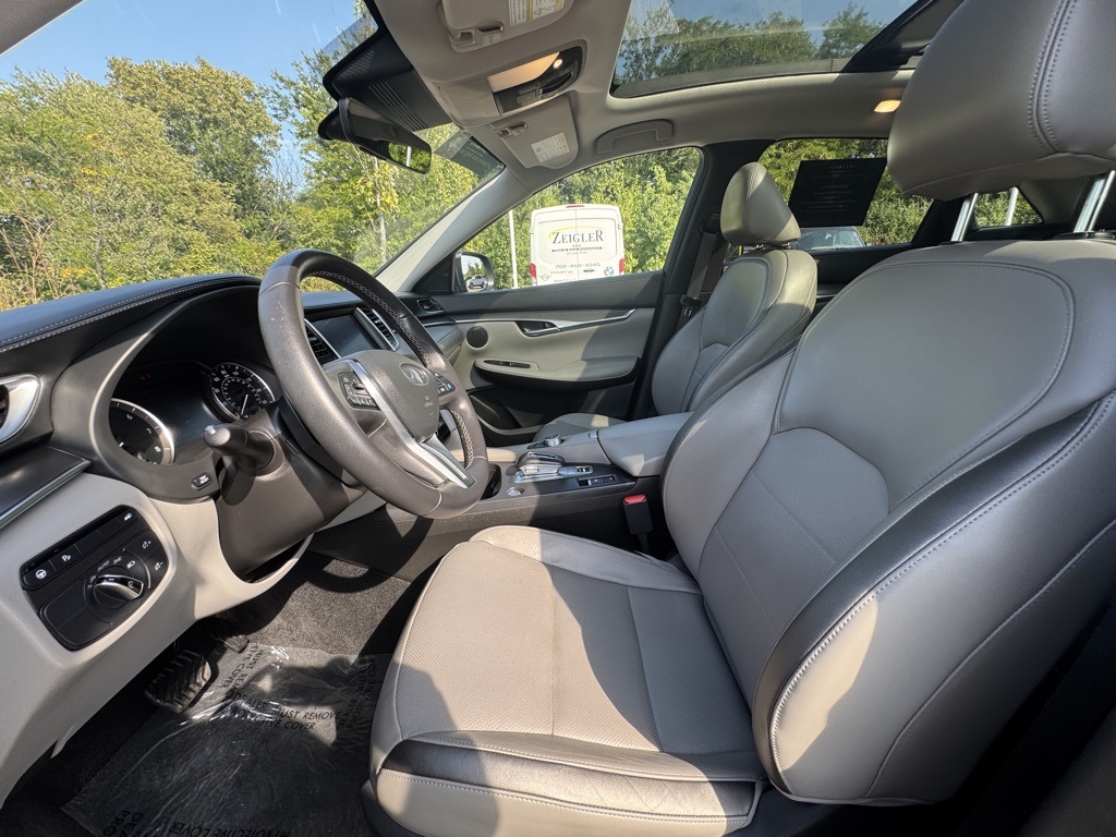2024 Infiniti QX50 Luxe photo 13