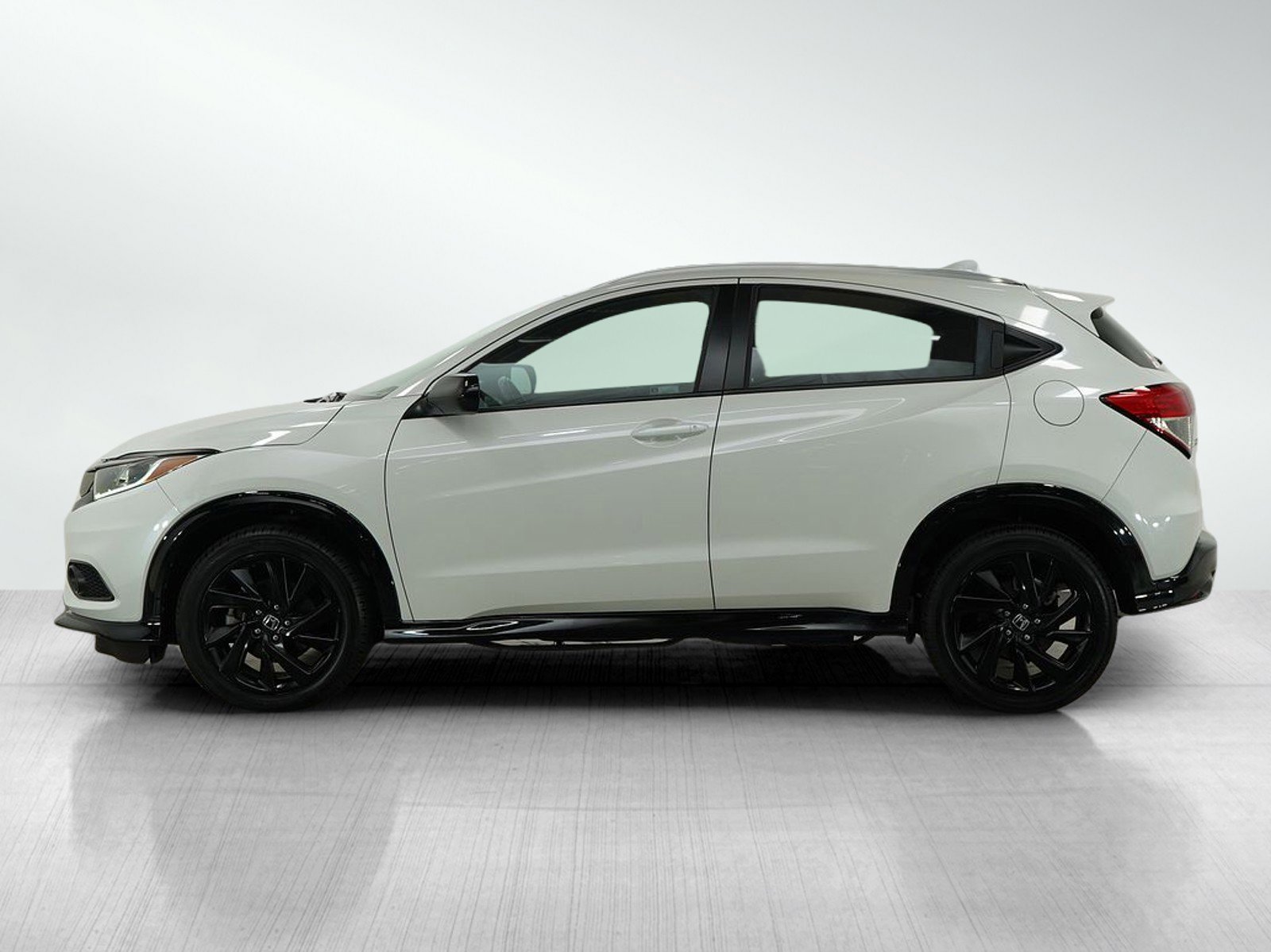 Used 2021 Honda HR-V Sport with VIN 3CZRU6H13MM756494 for sale in Burnsville, Minnesota