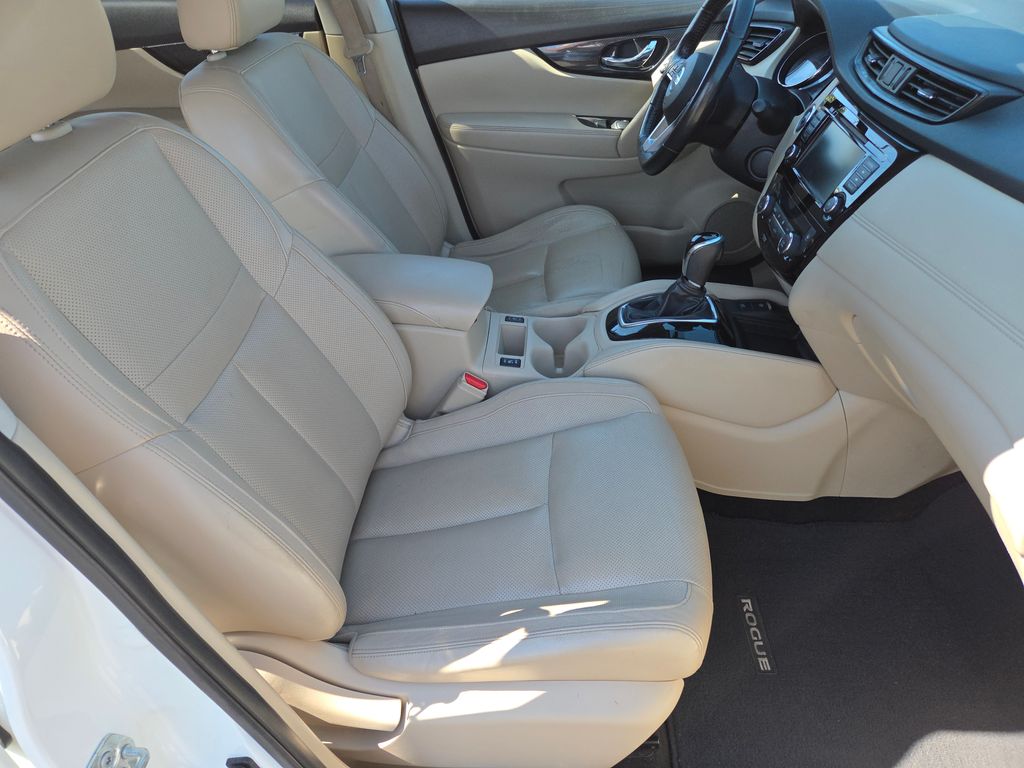 2018 Nissan Rogue SL photo 20