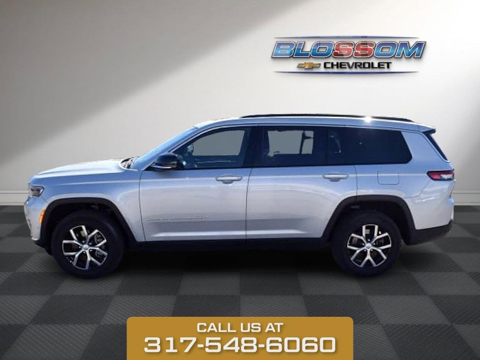 2024 Jeep Grand Cherokee Limited photo 4
