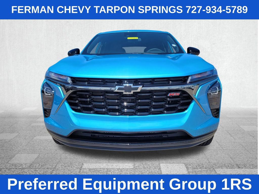 2025 Chevrolet Trax photo 2