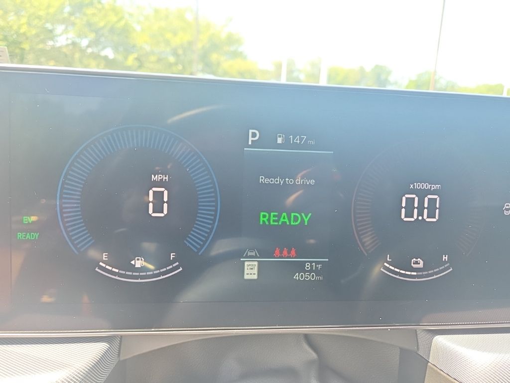 2025 Hyundai Sonata Hybrid SEL photo 18