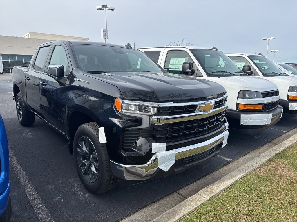 2026 Chevrolet Silverado 1500 LT photo 2