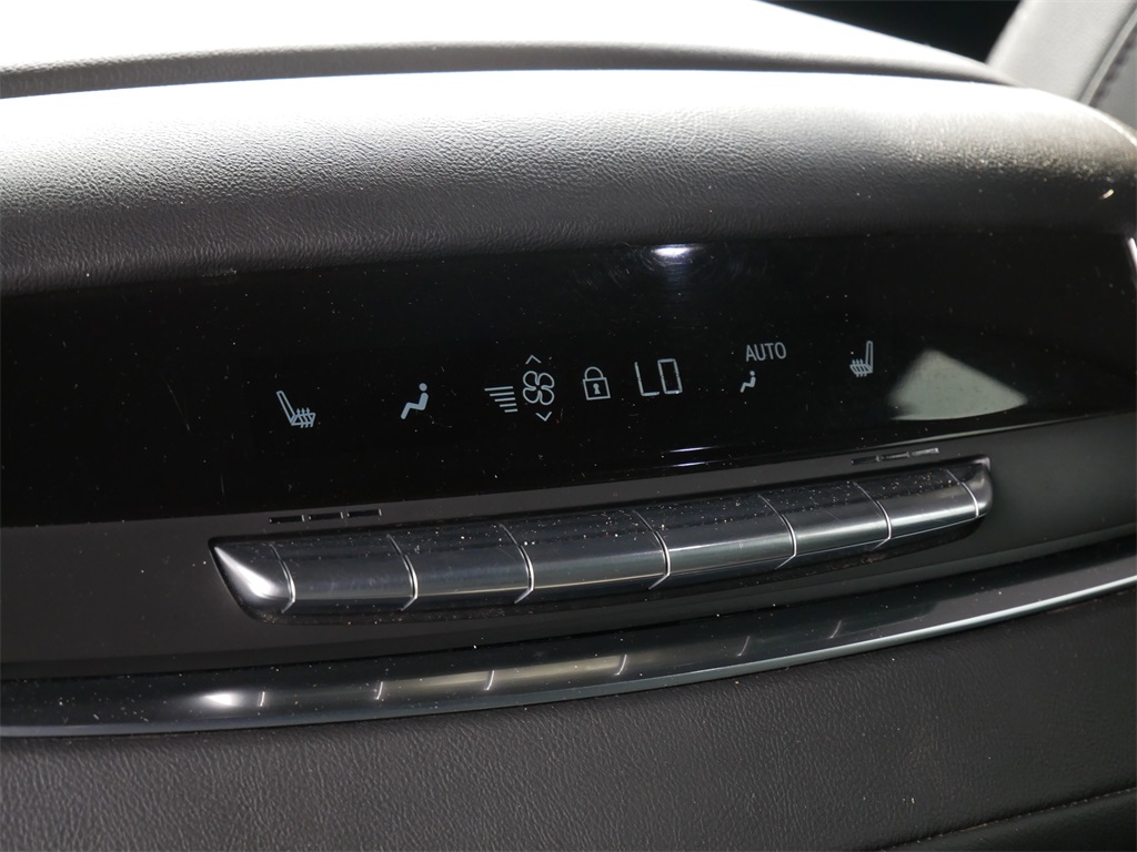 2023 Cadillac Escalade Premium Luxury photo 14