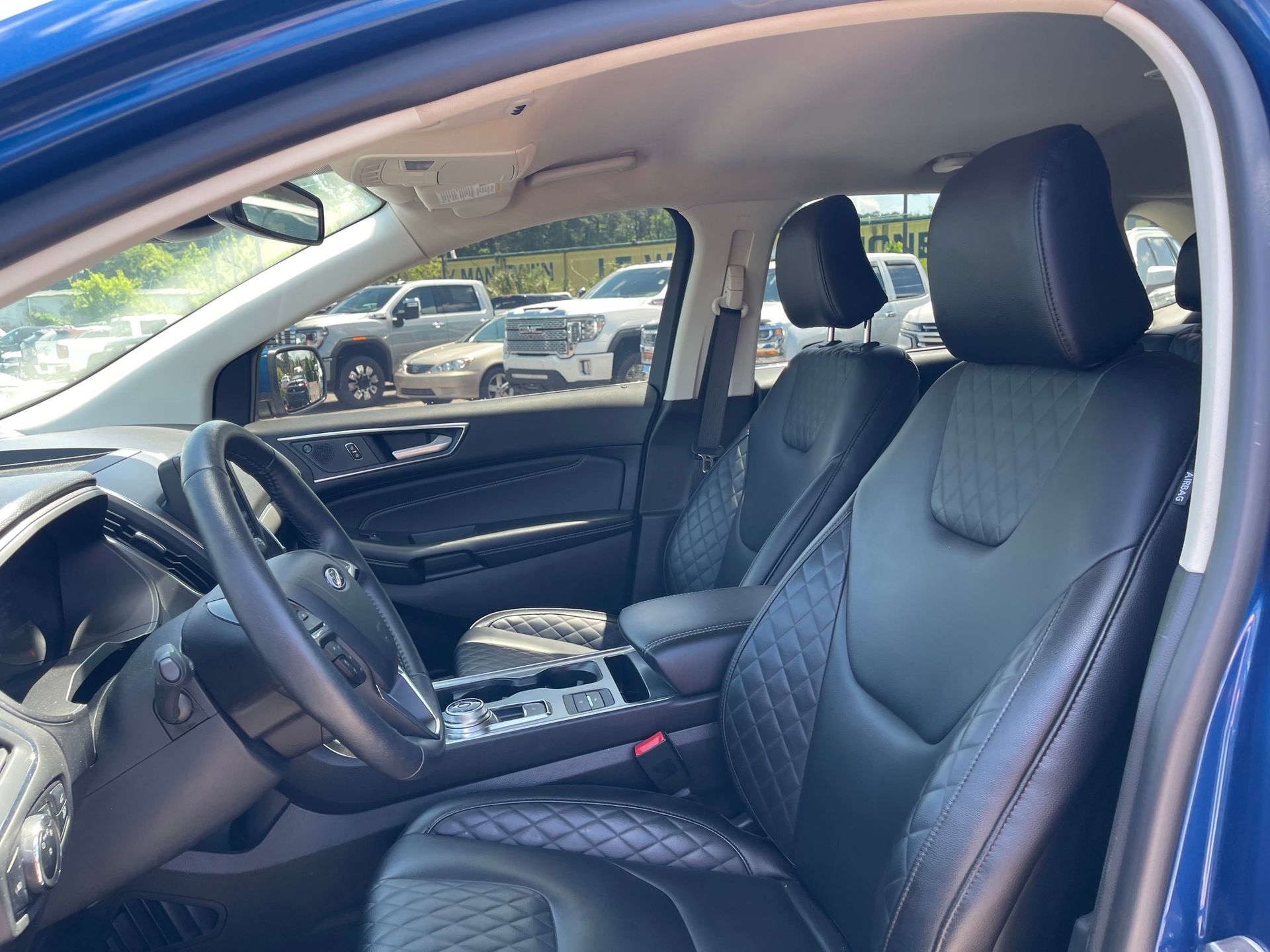 2024 Ford Edge Titanium photo 13