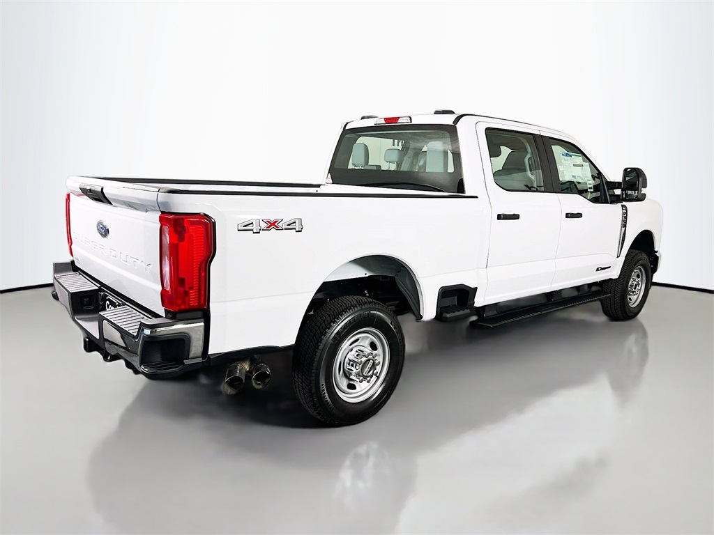 2026 Ford F-350 photo 15