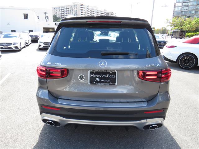 2025 Mercedes Benz GLB AMG 35 4MATIC photo 3
