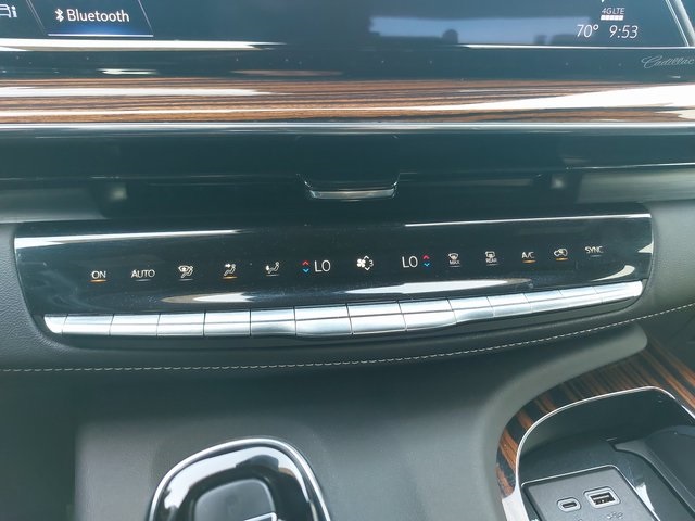 2023 Cadillac Escalade Premium Luxury photo 24