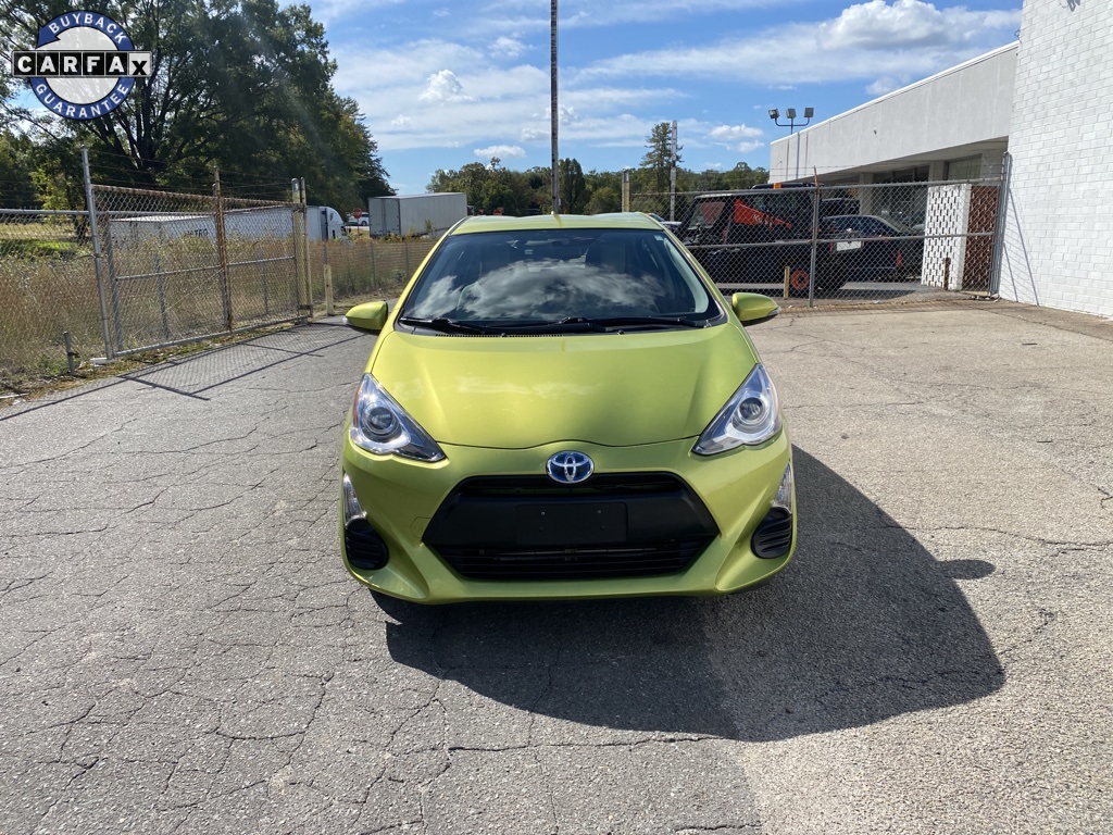 2016 Toyota Prius C One photo 7