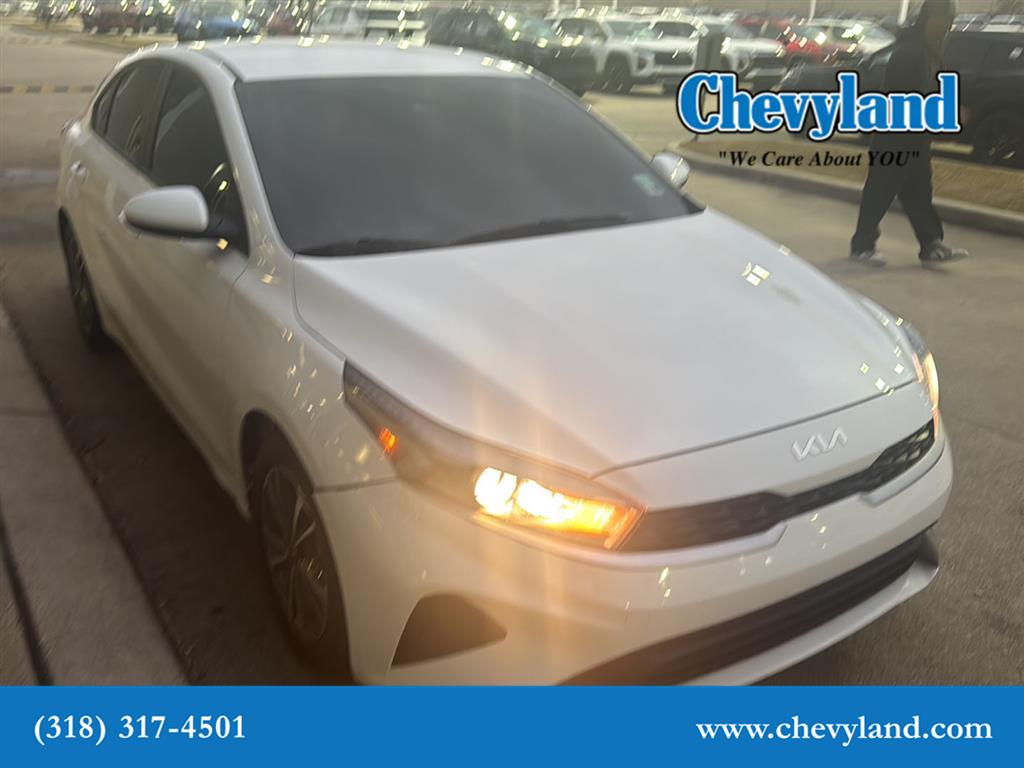 2024 Kia Forte LXS's photo