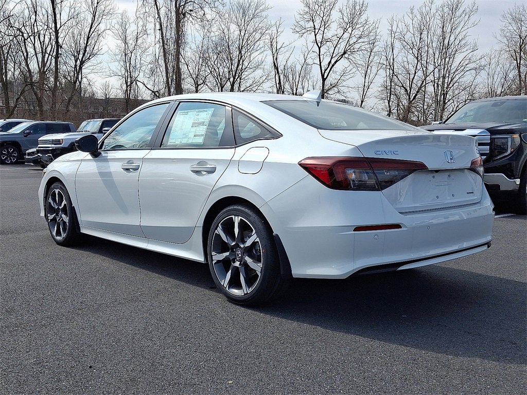 2025 Honda Civic Hybrid Sport Touring photo 4