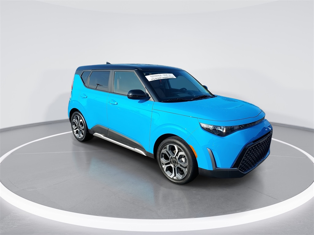 2025 Kia Soul EX photo 2
