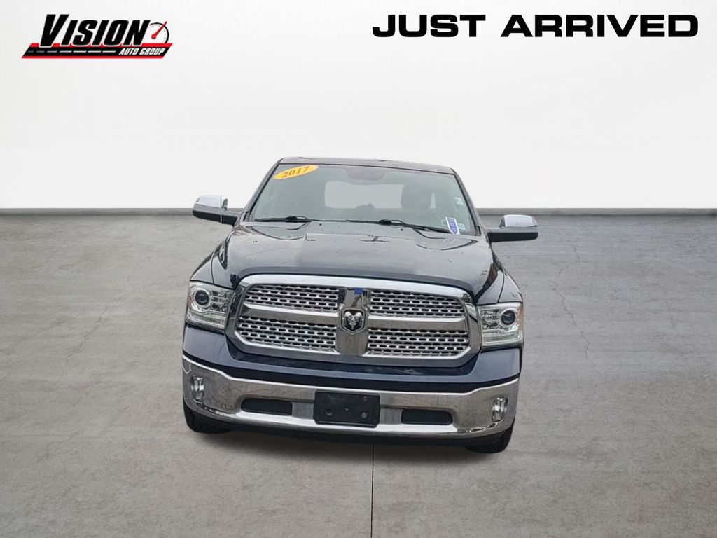 2017 Ram 1500 Laramie photo 2