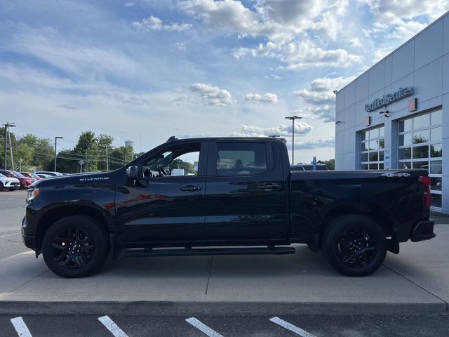 2025 Chevrolet Silverado 1500 RST photo 5