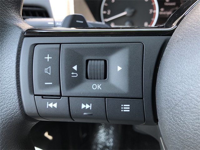 2023 Nissan Rogue SV photo 15