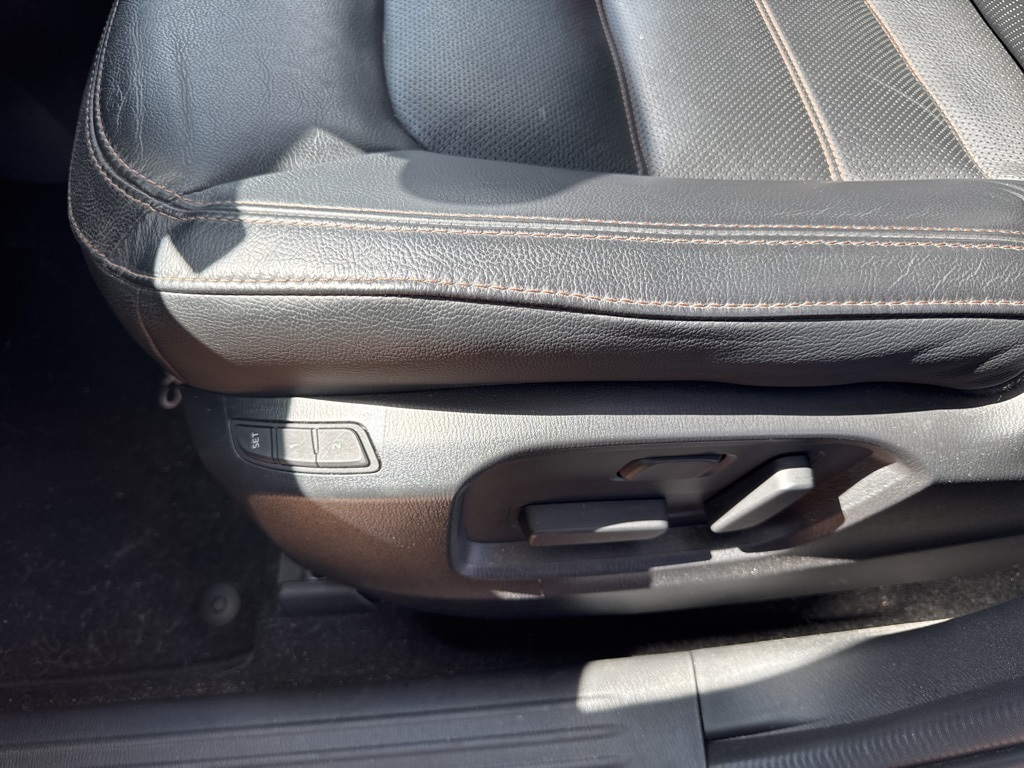 2021 Mazda CX-5 Touring photo 2