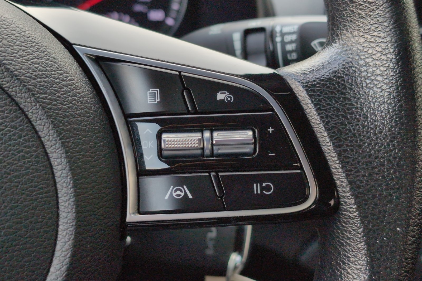 2023 Kia Forte LX photo 24