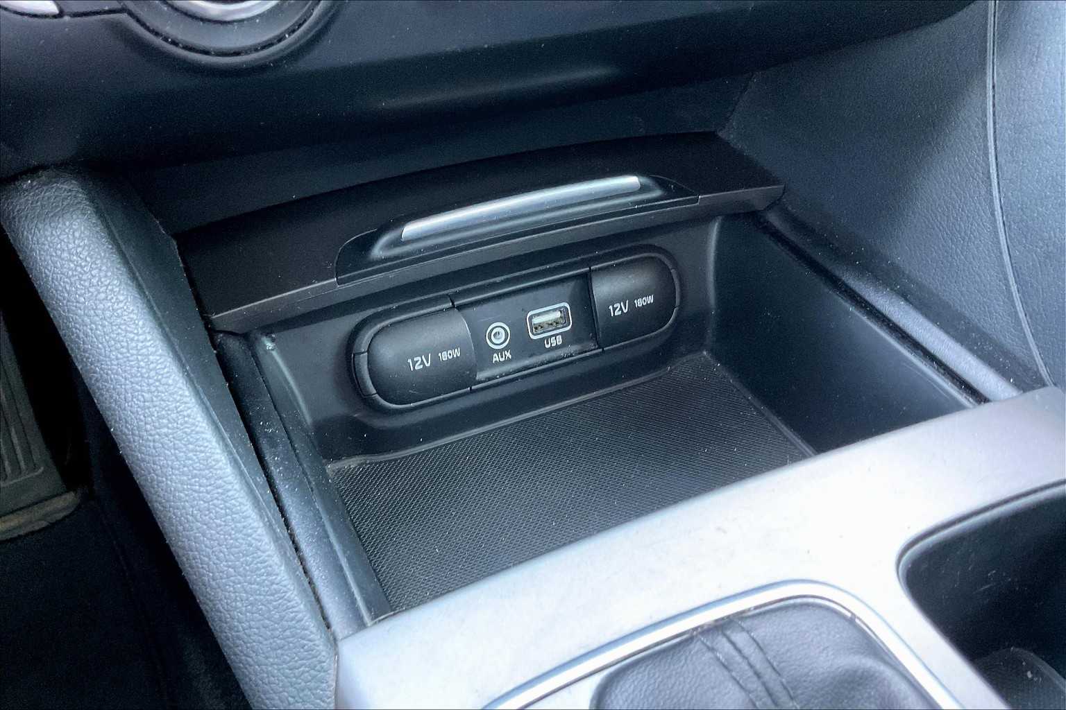2020 Kia Optima LX photo 29