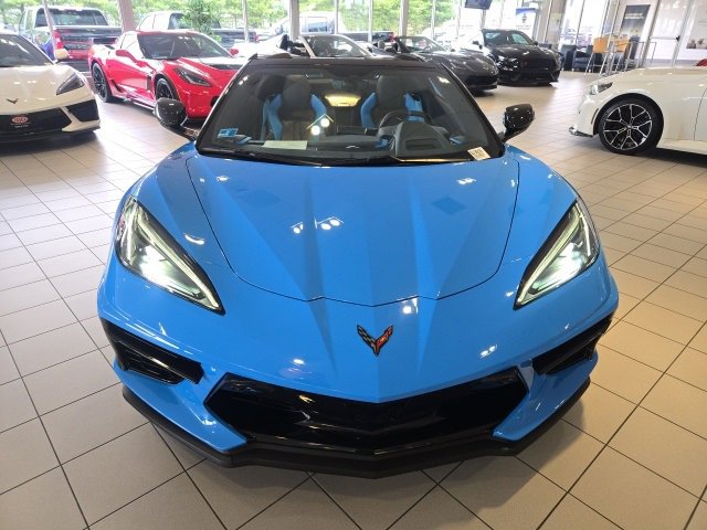 2022 Chevrolet Corvette Stingray 3LT photo 2