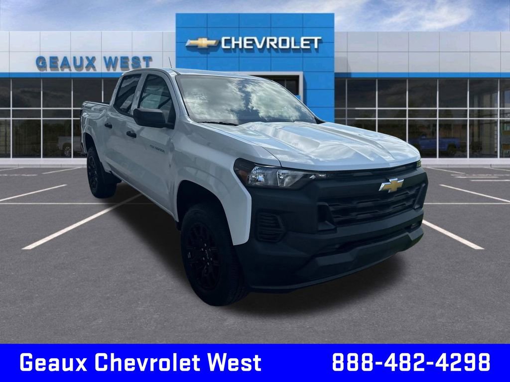2025 Chevrolet Colorado LT photo 3