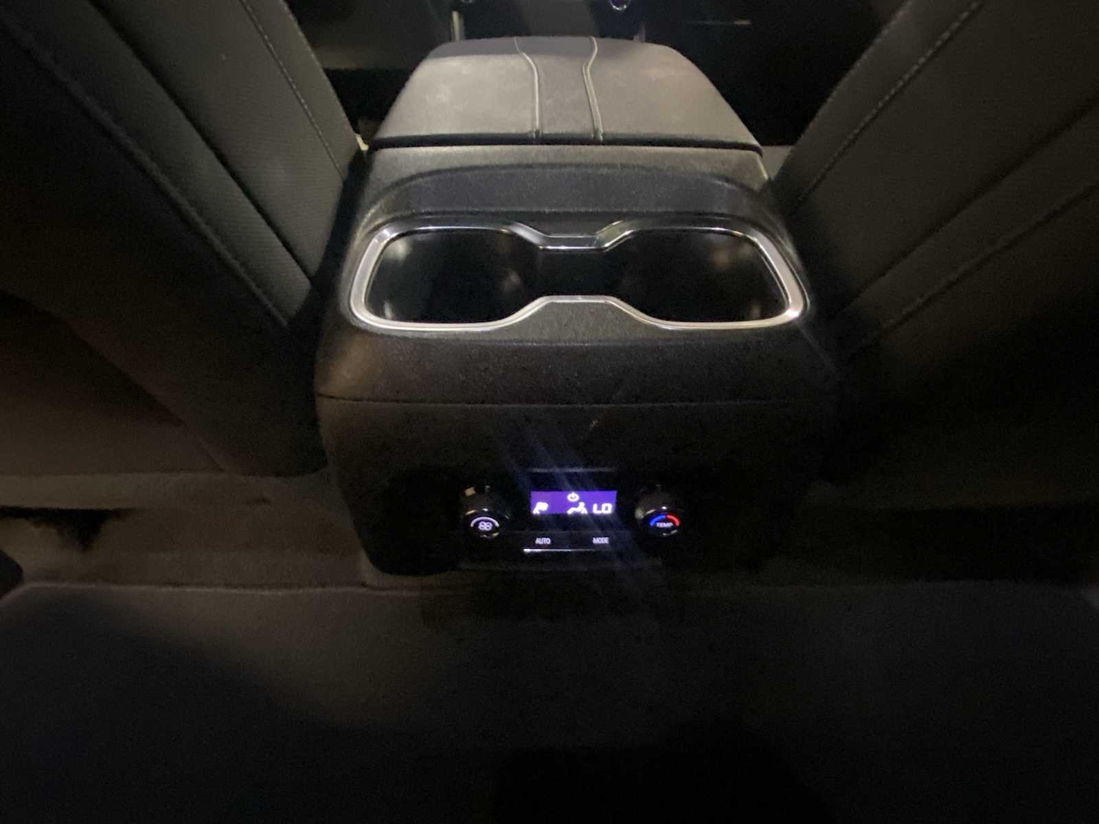 2025 Chevrolet Traverse photo 17