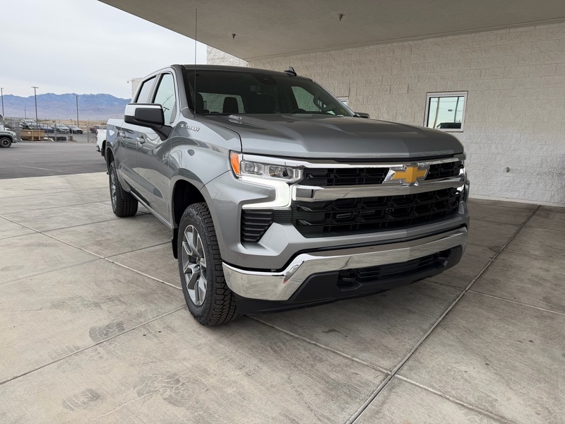 2026 Chevrolet Silverado 1500 LT's photo