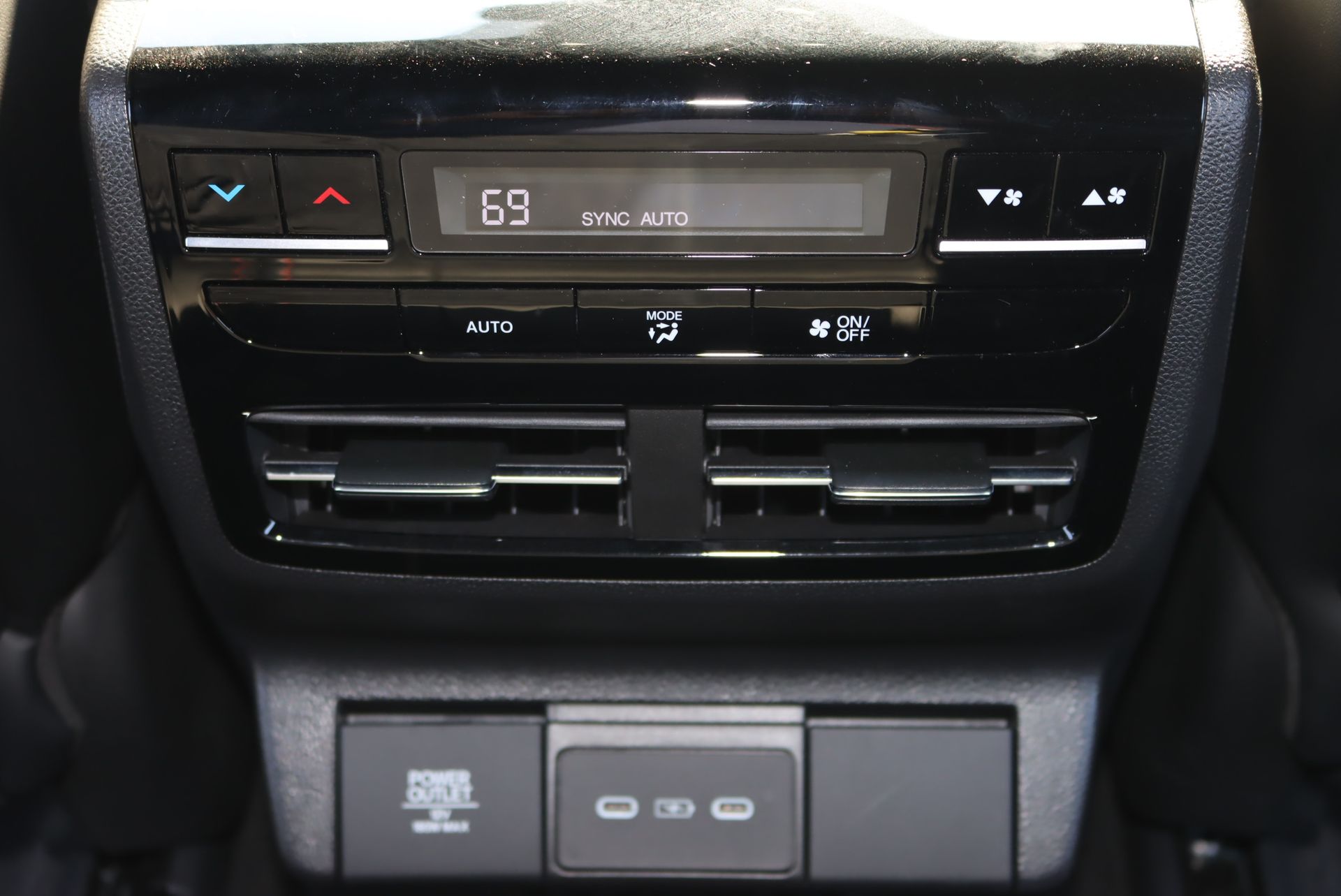 2025 Acura MDX A-Spec SH-AWD photo 18
