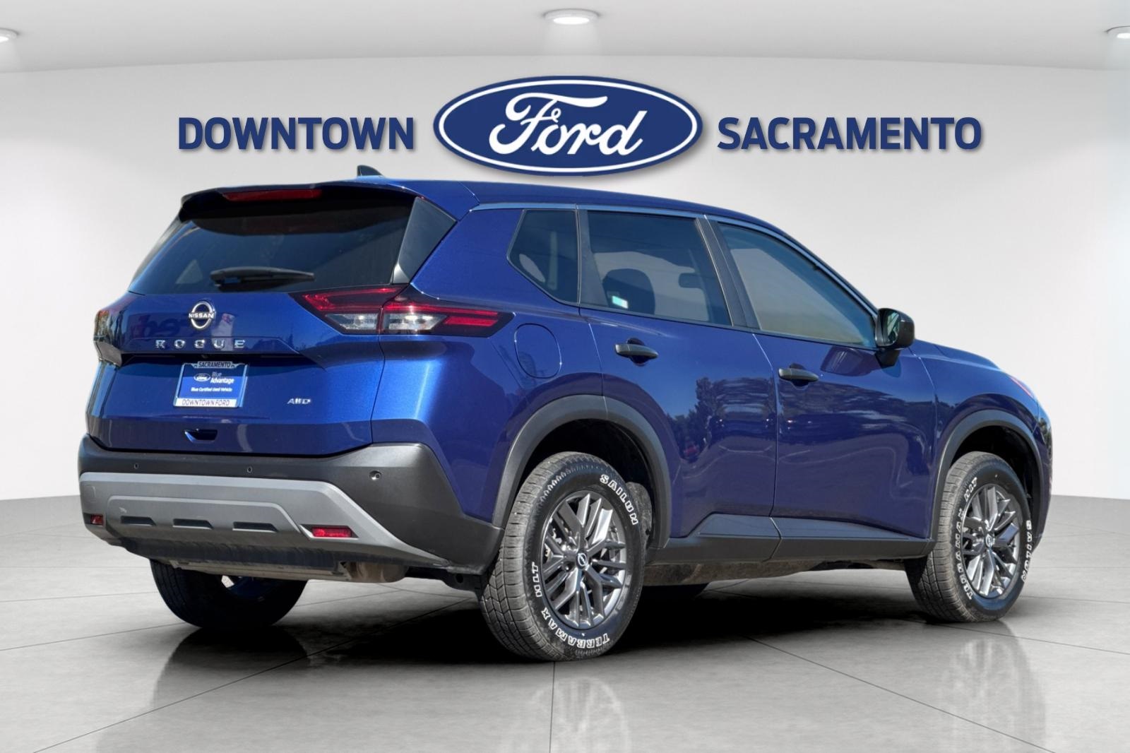 2023 Nissan Rogue S photo 2