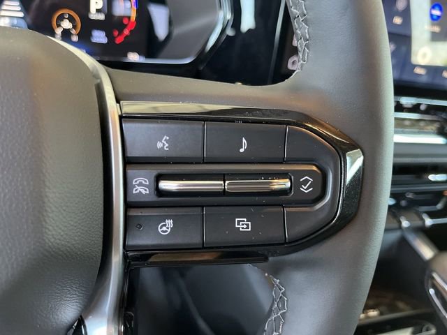 2024 Chevrolet Colorado LT photo 23
