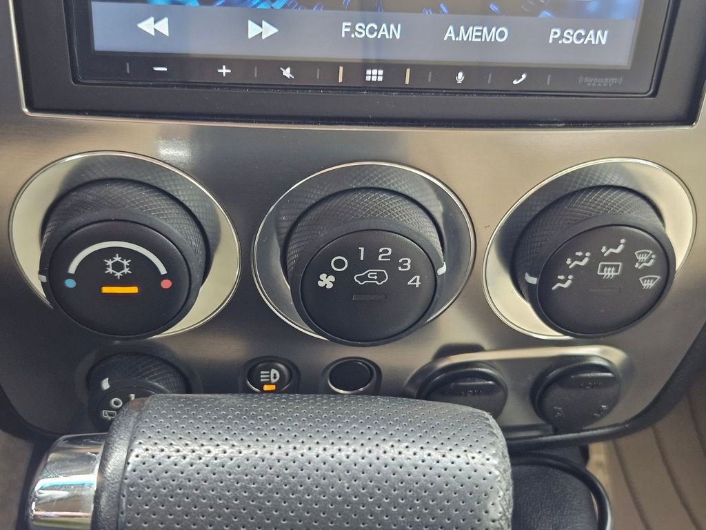 2008 Hummer H3 Luxury photo 19
