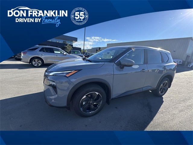 2026 Nissan Rogue SV's photo